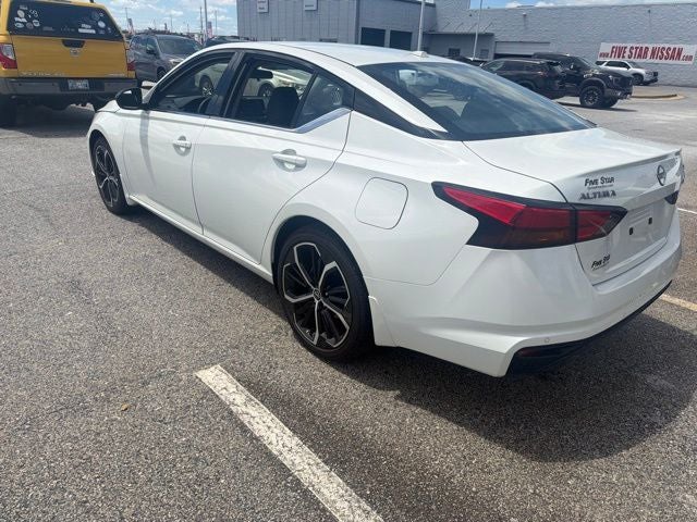 2025 Nissan Altima 2.5 SR
