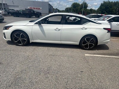 2025 Nissan Altima 2.5 SR