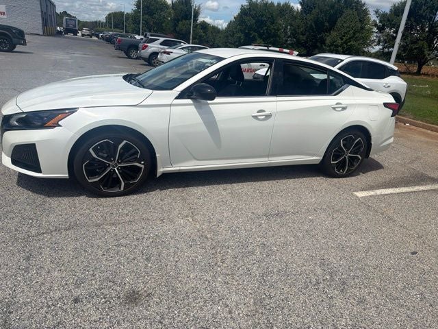 2025 Nissan Altima 2.5 SR