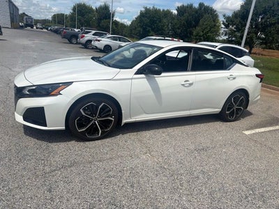 2025 Nissan Altima 2.5 SR