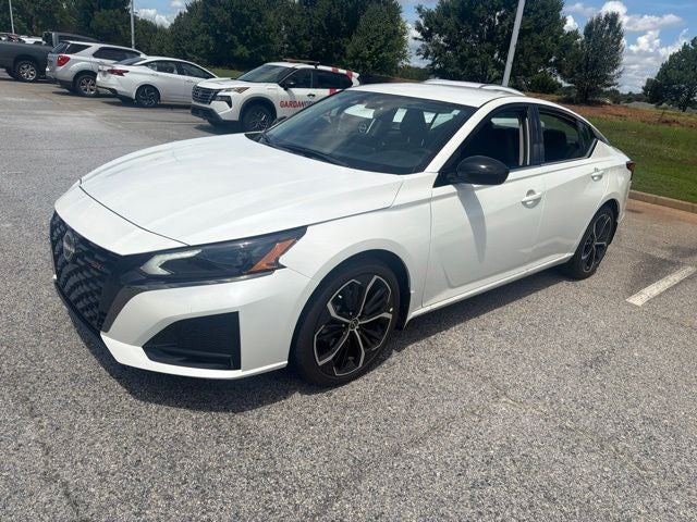 2025 Nissan Altima 2.5 SR