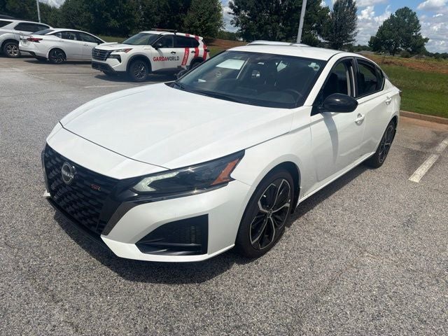 2025 Nissan Altima 2.5 SR