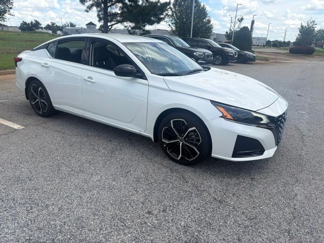 2025 Nissan Altima 2.5 SR