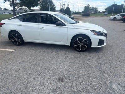 2025 Nissan Altima 2.5 SR