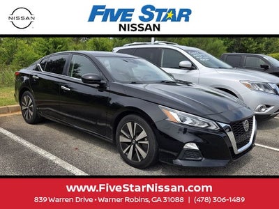 2022 Nissan Altima 2.5 SV