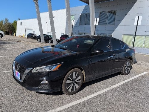 2022 Nissan Altima 2.5 SV