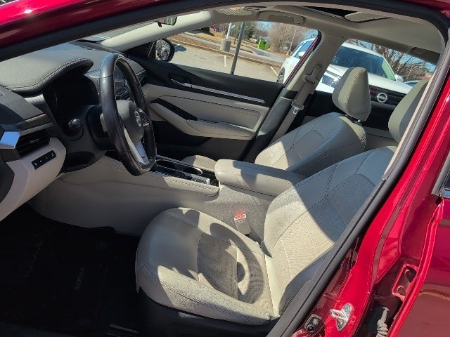 2022 Nissan Altima 2.5 SL