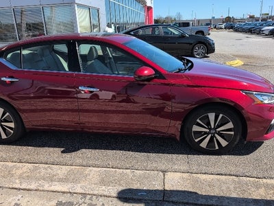 2022 Nissan Altima 2.5 SL