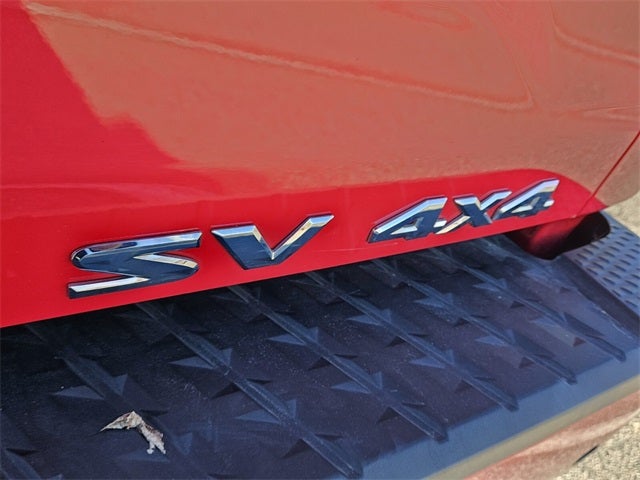 2023 Nissan Titan SV