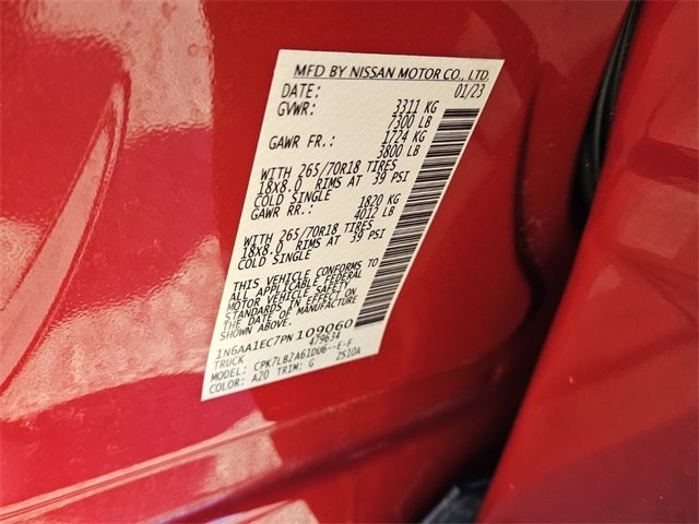 2023 Nissan Titan SV