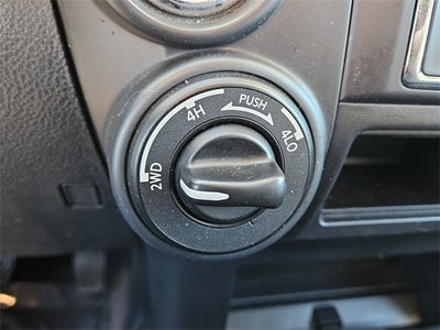 2023 Nissan Titan SV