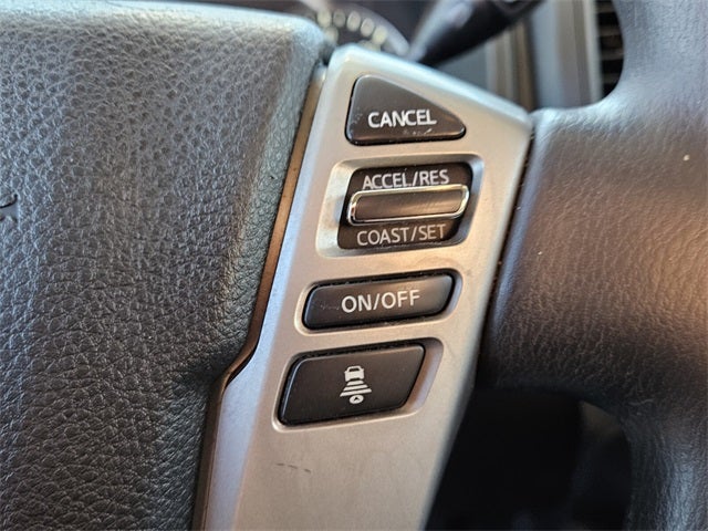 2023 Nissan Titan SV