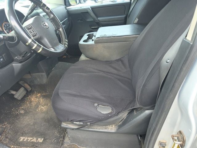 2009 Nissan Titan SE