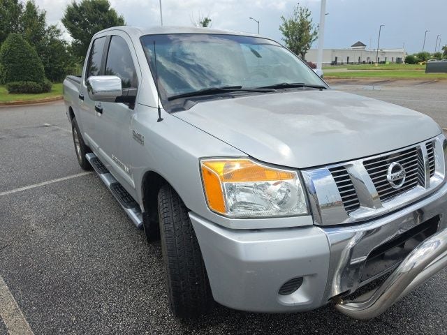 2009 Nissan Titan SE