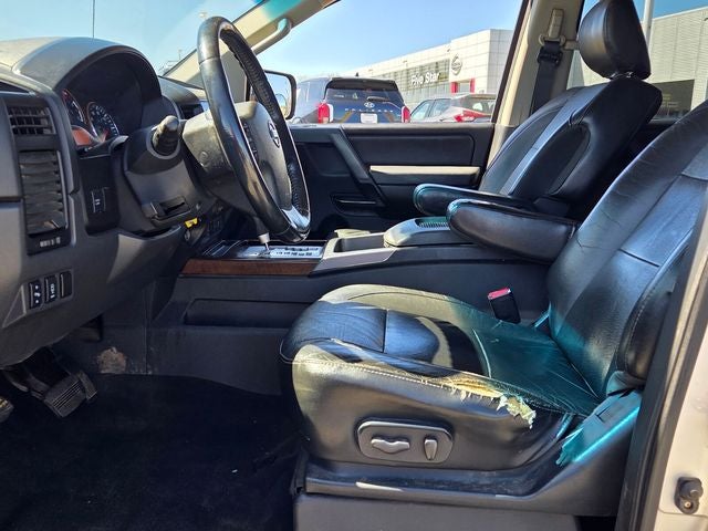 2012 Nissan Titan SL