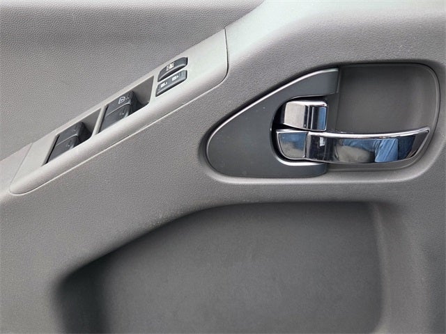 2021 Nissan Frontier SV