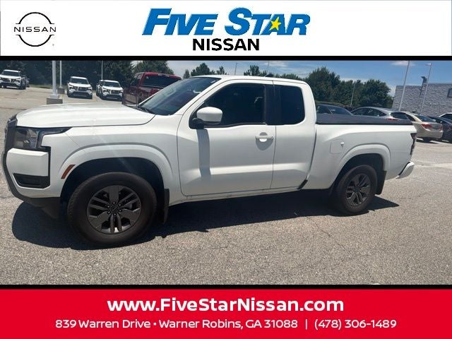 2025 Nissan Frontier SV