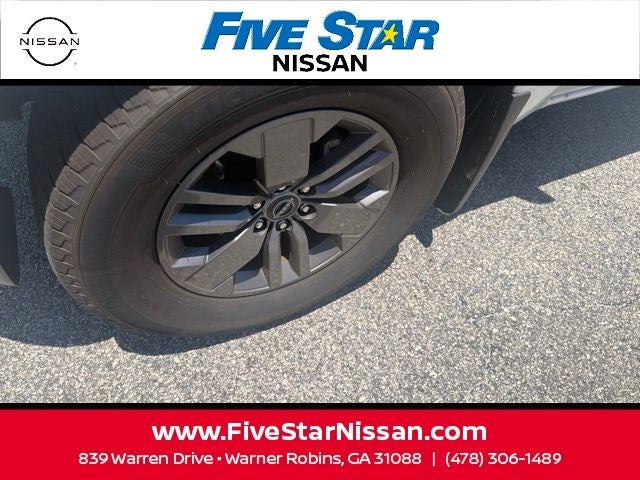 2025 Nissan Frontier SV