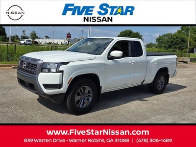 2025 Nissan Frontier SV