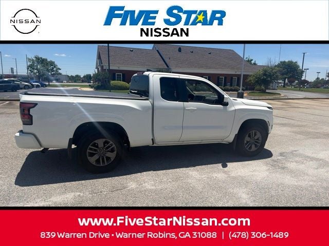 2025 Nissan Frontier SV