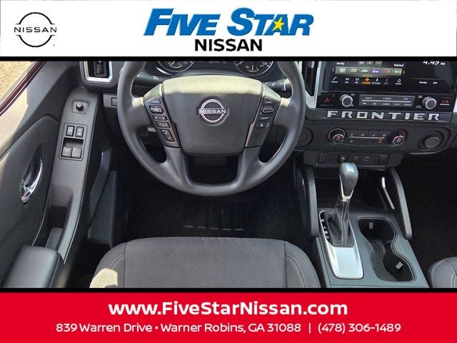 2025 Nissan Frontier SV