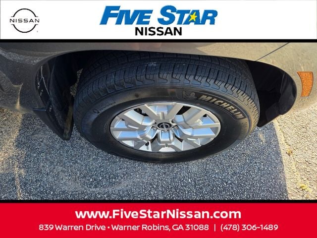 2024 Nissan Frontier SV