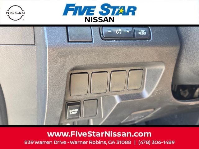 2024 Nissan Frontier SV