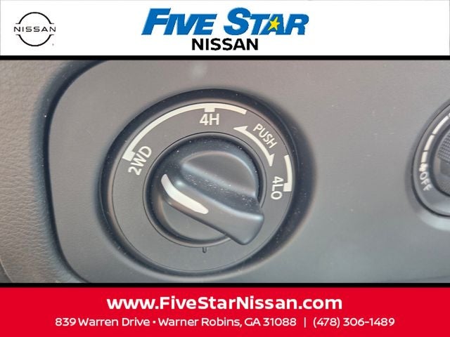 2025 Nissan Frontier SV