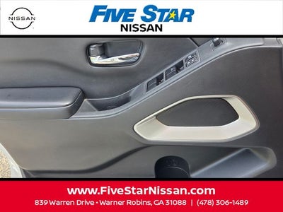 2025 Nissan Frontier SV