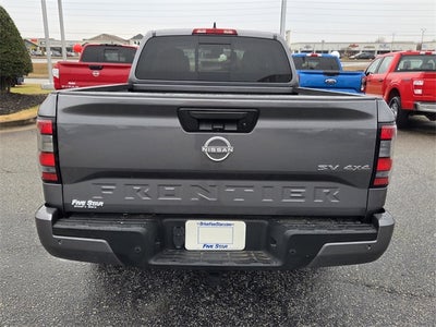 2024 Nissan Frontier SV