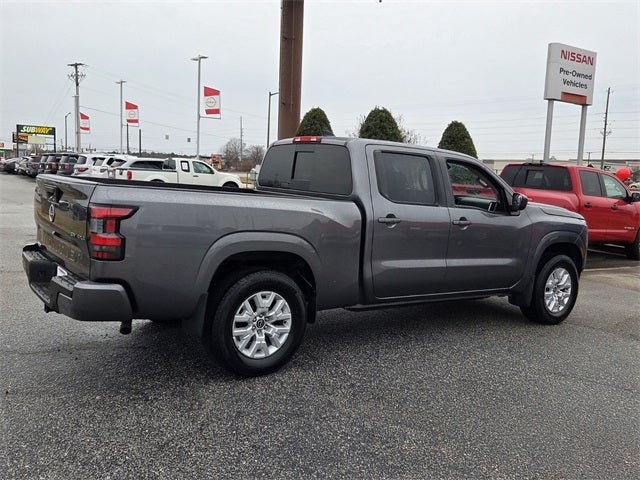 2024 Nissan Frontier SV