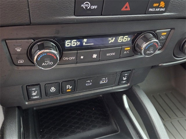 2024 Nissan Frontier SV