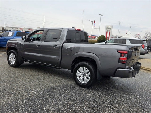 2024 Nissan Frontier SV