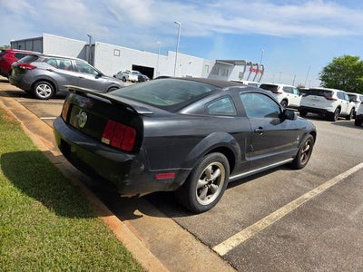 2006 Ford Mustang V6 Deluxe