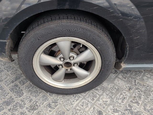 2006 Ford Mustang V6 Deluxe