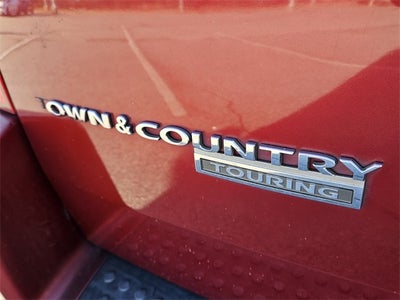 2008 Chrysler Town & Country Touring