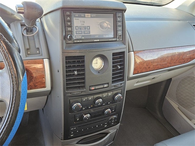 2008 Chrysler Town & Country Touring