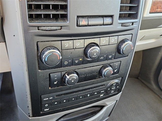 2008 Chrysler Town & Country Touring