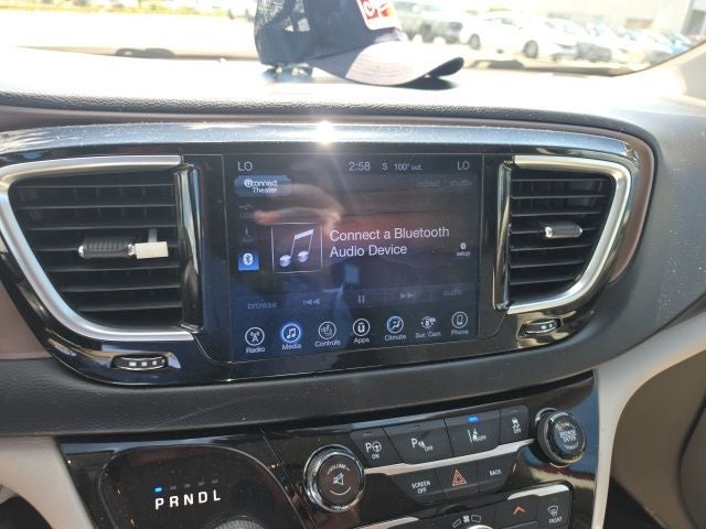 2017 Chrysler Pacifica Touring L Plus
