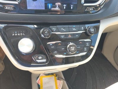 2017 Chrysler Pacifica Touring L Plus