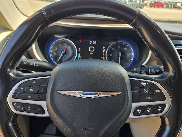 2017 Chrysler Pacifica Touring L Plus