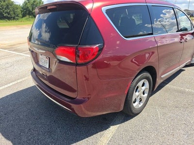 2017 Chrysler Pacifica Touring L Plus