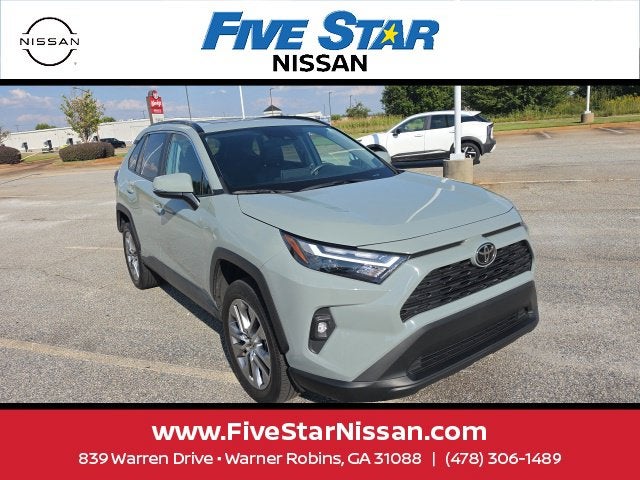 2022 Toyota RAV4 XLE Premium