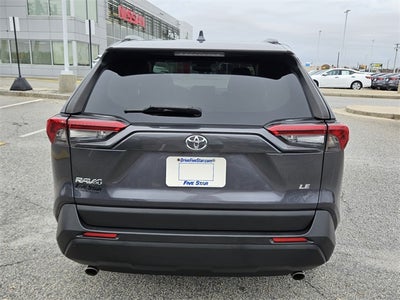 2019 Toyota RAV4 LE