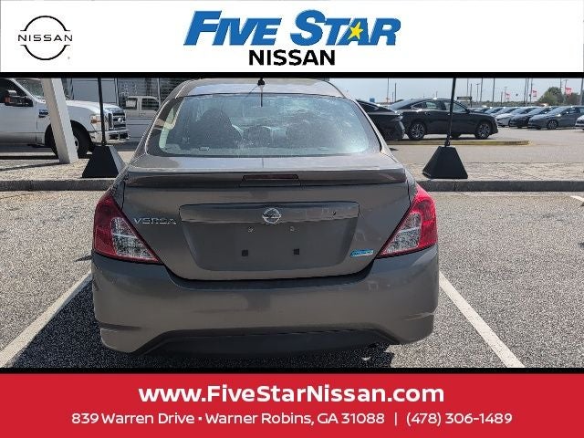 2016 Nissan Versa 1.6 S Plus