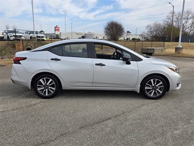 2025 Nissan Versa 1.6 S