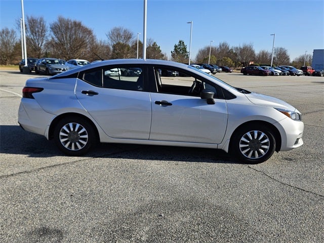 2022 Nissan Versa 1.6 S