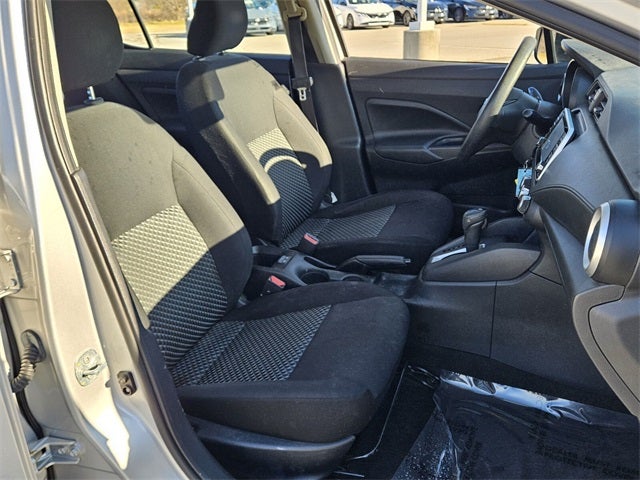 2022 Nissan Versa 1.6 S