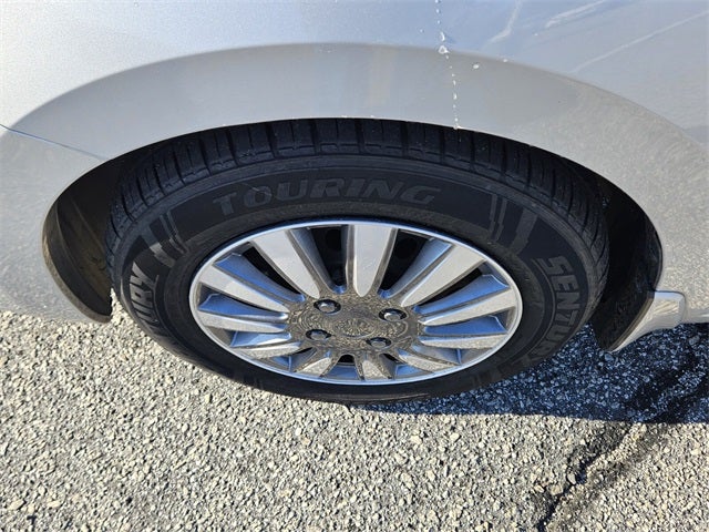 2022 Nissan Versa 1.6 S