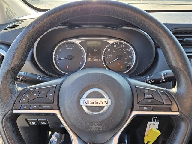 2022 Nissan Versa 1.6 S